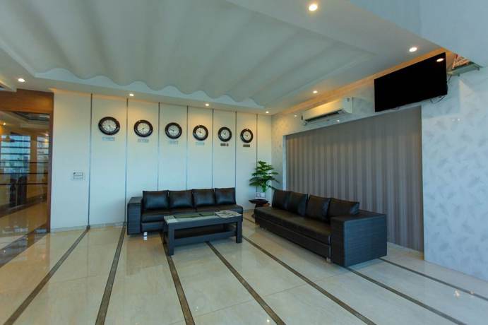 Imagen de los interiores del Hotel Fun City. Foto 20