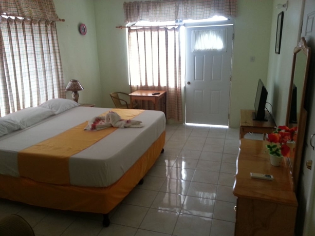 Imagen de la habitación del Hotel Fun Holiday Beach Resort. Foto 2
