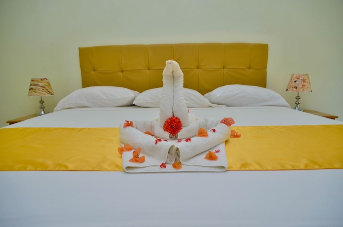 Imagen de la habitación del Hotel Fun Holiday Beach Resort. Foto 7