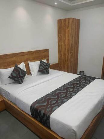 Imagen de la habitación del Hotel Fun Imperial Morbi. Foto 18
