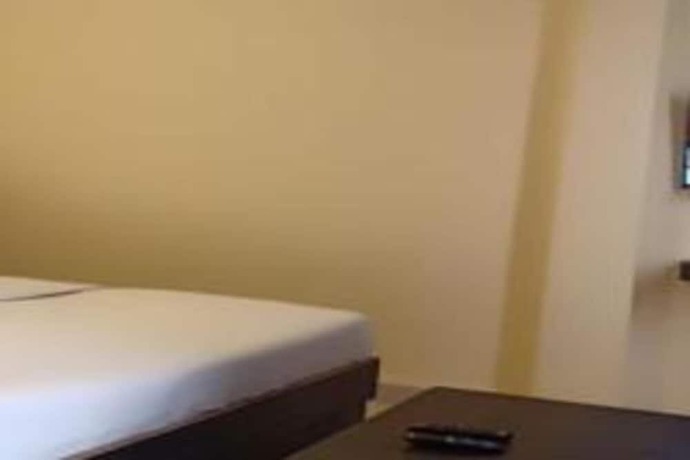 Imagen de la habitación del Hotel Fun N Food. Foto 6