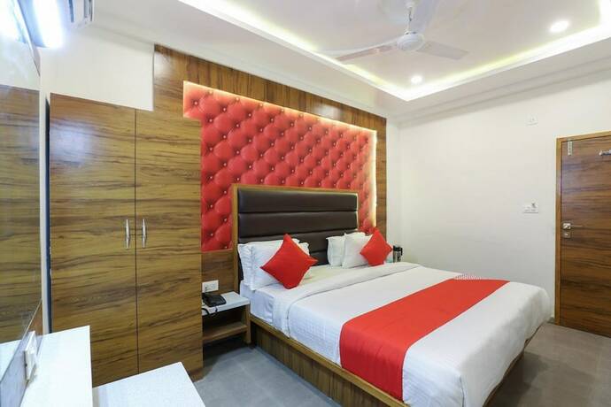 Imagen general del Hotel Fun Regency, Vithalapur. Foto 8