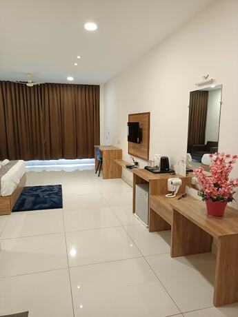 Imagen general del Hotel Fun Regency, Vithalapur. Foto 19