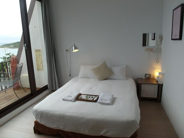 Imagen de la habitación del Hotel Fun Space Inn. Foto 3