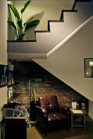 Imagen de los interiores del Hotel Fun Space Inn. Foto 17