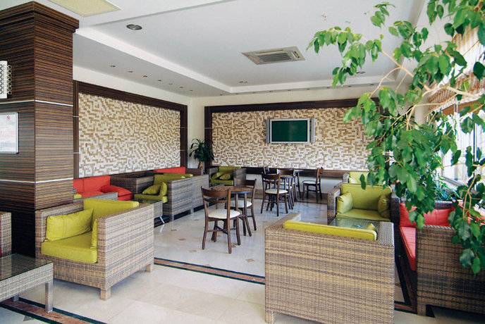 Imagen del bar/restaurante del Hotel Fun & Sun Smart Hane Sun. Foto 3