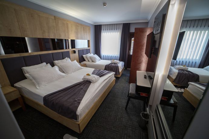 Imagen de la habitación del Hotel Funda. Foto 15
