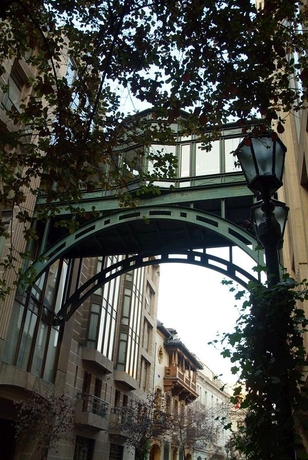 Imagen de los exteriores del Hotel Fundador, Santigo. Foto 9