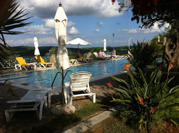 Imagen de la piscina del Hotel Fundana Villas. Foto 13