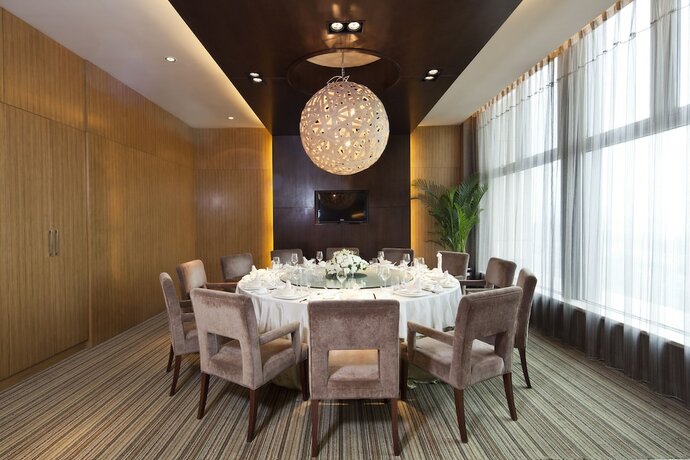 Imagen del bar/restaurante del Hotel Funiu Mountain. Foto 12