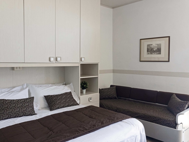 Imagen de la habitación del Hotel Funivia, Laveno-Mombello. Foto 8