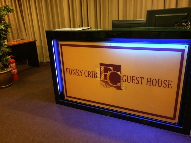 Imagen de los interiores del Hotel Funky Crib. Foto 6