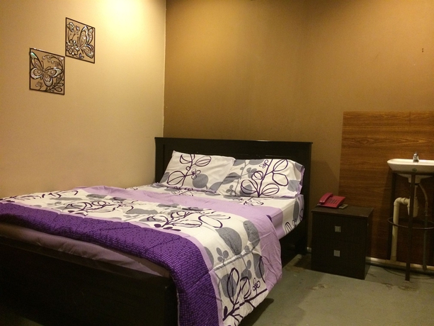 Imagen de la habitación del Hotel Funky Crib. Foto 3