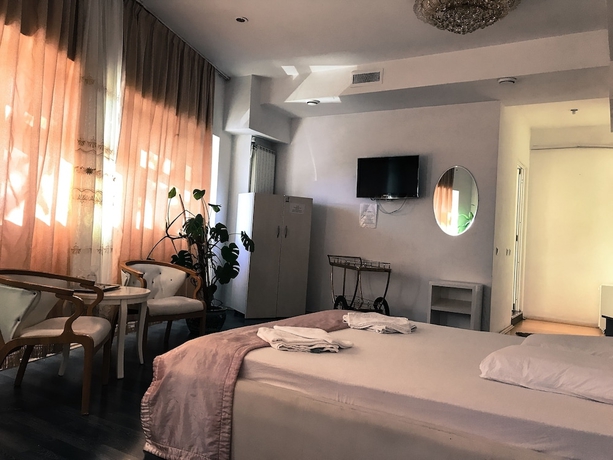 Imagen de la habitación del Hotel Funnytime. Foto 12