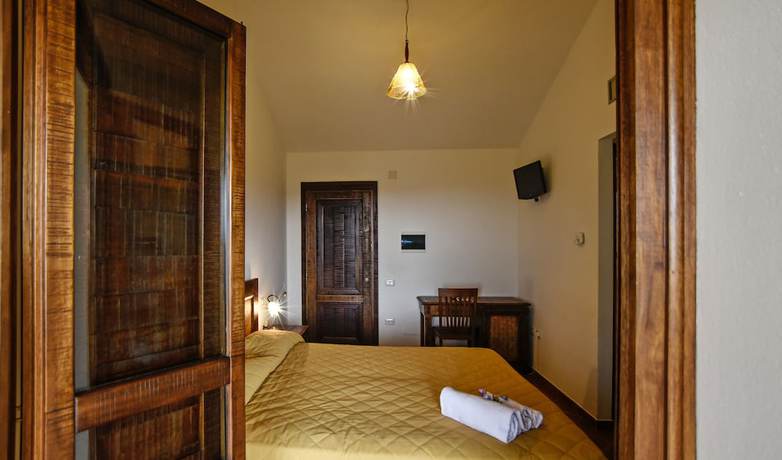 Imagen de la habitación del Hotel Funtanaena. Foto 13