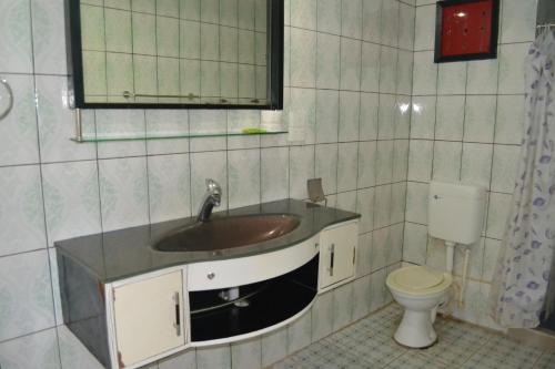 Imagen de la habitación del Hotel Funworld Plaza. Foto 8