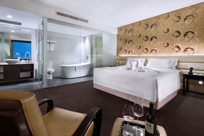 Imagen de la habitación del Hotel Furama City Centre. Foto 6