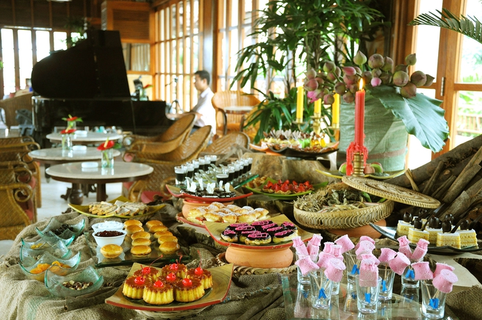 Imagen del bar/restaurante del Hotel Furama Resort Danang. Foto 7