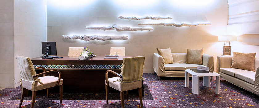 Imagen de los interiores del Hotel Furama Silom Bangkok. Foto 9