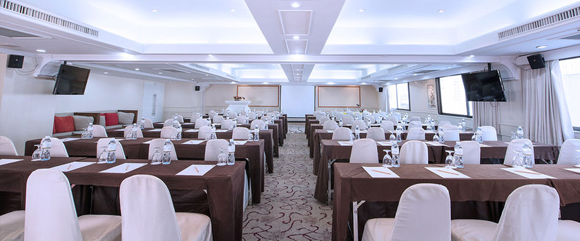 Imagen de los interiores del Hotel Furama Silom Bangkok. Foto 10