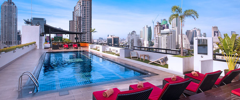 Imagen de la piscina del Hotel Furama Silom Bangkok. Foto 13