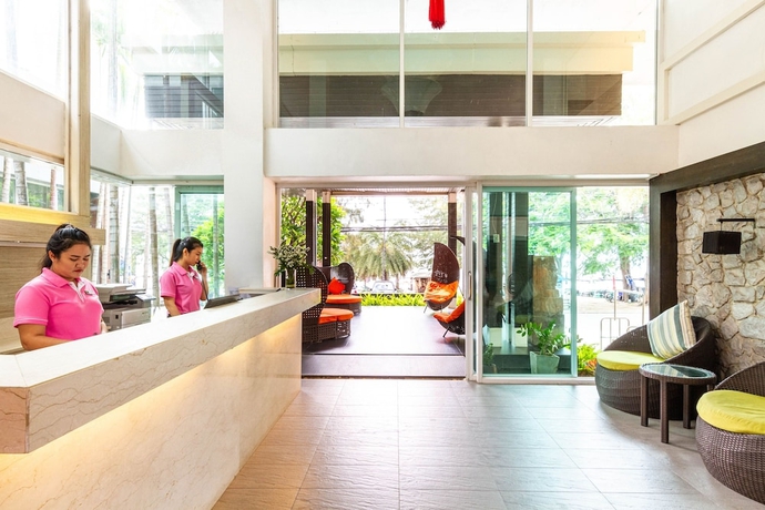 Imagen de los interiores del Hotel Furamaxclusive Sandara Hua Hin. Foto 18