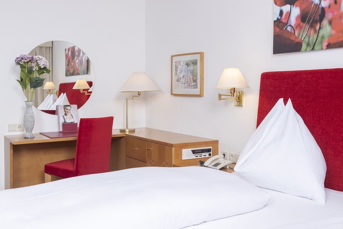 Imagen de la habitación del Hotel Furian. Foto 5