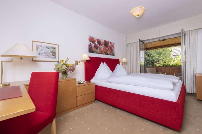 Imagen de la habitación del Hotel Furian. Foto 12