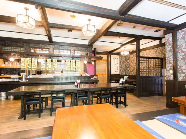 Imagen del bar/restaurante del Hotel Furinya. Foto 7