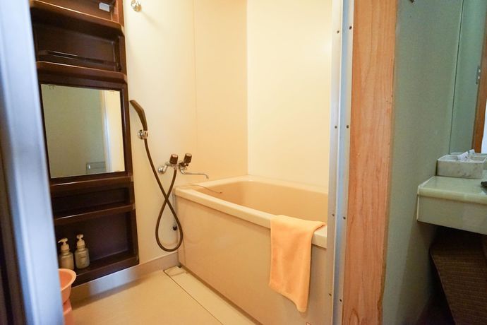 Imagen de la habitación del Hotel Furinya. Foto 18