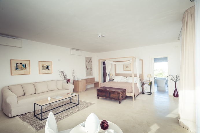 Imagen de la habitación del Hotel Furnirussi Tenuta. Foto 10