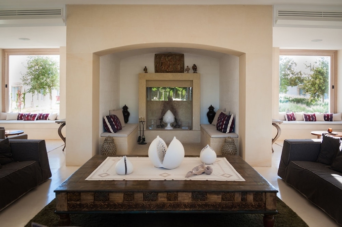 Imagen de los interiores del Hotel Furnirussi Tenuta. Foto 19