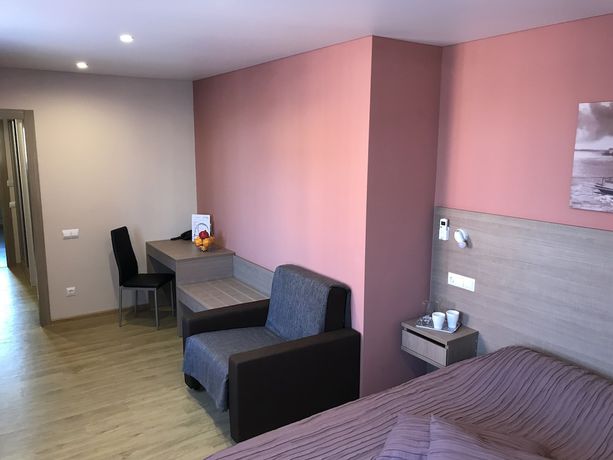 Imagen de la habitación del Hotel Furor. Foto 7