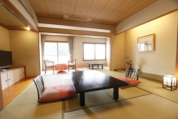 Imagen de la habitación del Hotel Furutakiya Hot Springs. Foto 13