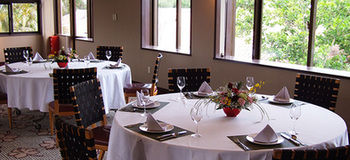 Imagen de la habitación del Hotel Fusaki Beach Resort and Villas. Foto 10