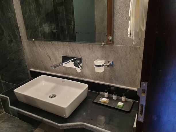 Imagen general del Hotel Fusion Lansdowne. Foto 6