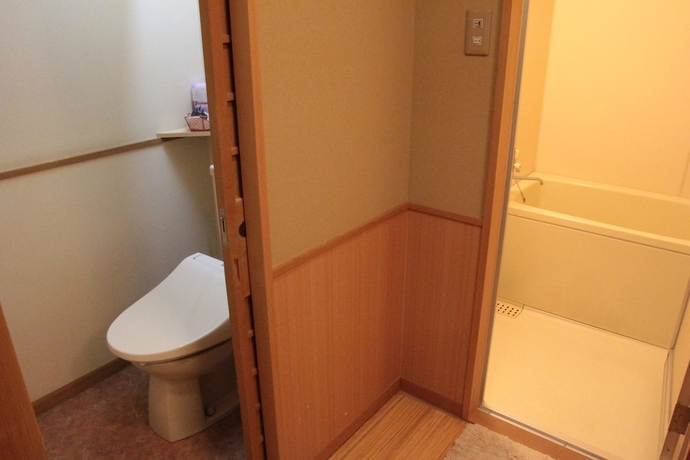 Imagen de la habitación del Hotel Futaba. Foto 12