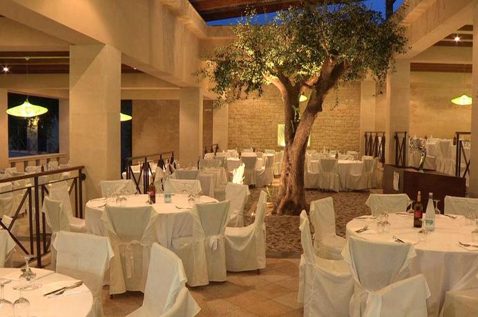 Imagen del bar/restaurante del Hotel Futura Club Le Cale d'Otranto. Foto 2