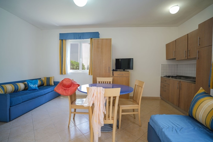 Imagen de la habitación del Hotel Futura Club Torre Rinalda. Foto 8