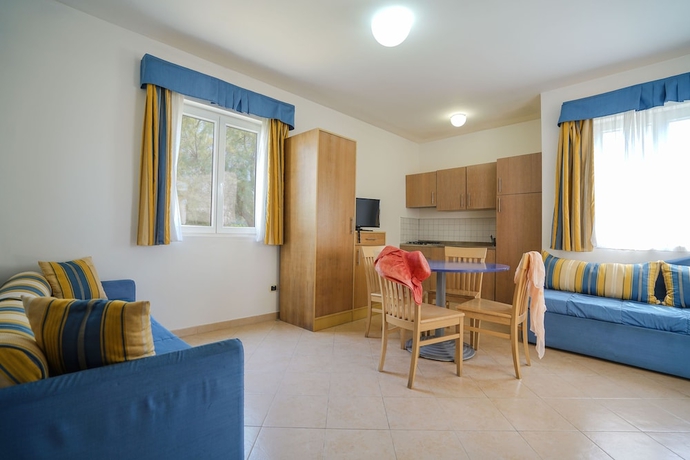 Imagen de la habitación del Hotel Futura Club Torre Rinalda. Foto 10