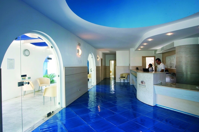 Imagen de los interiores del Hotel Futura Club Torre Rinalda. Foto 13