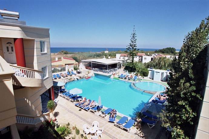 Imagen de la piscina del Hotel Futura, Creta. Foto 15