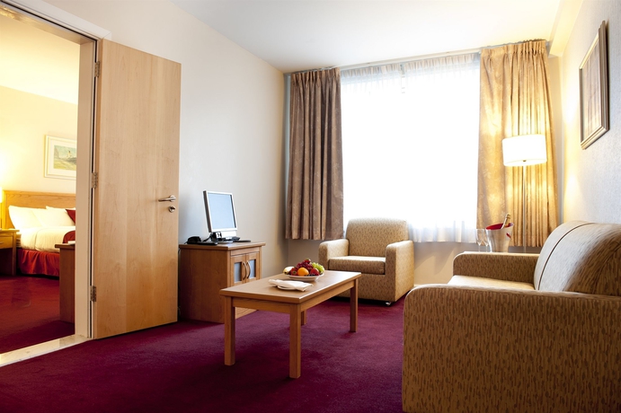 Imagen de los interiores del Hotel Future Inn Plymouth. Foto 11