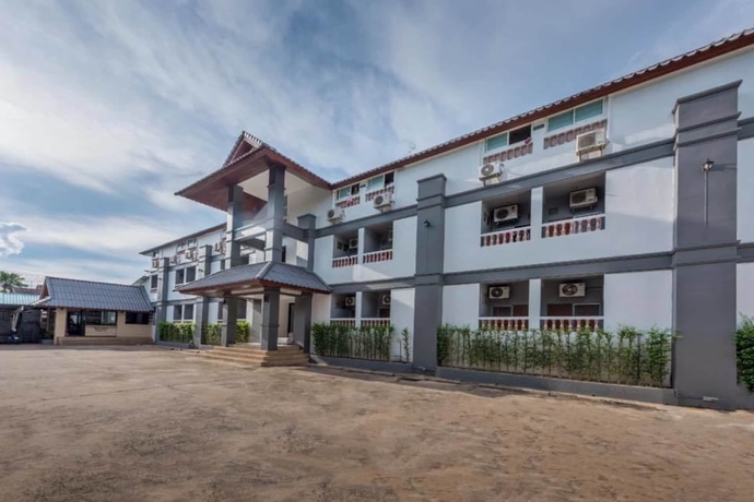 Imagen de los exteriores del Hotel Future Place Mansion Ubon. Foto 14