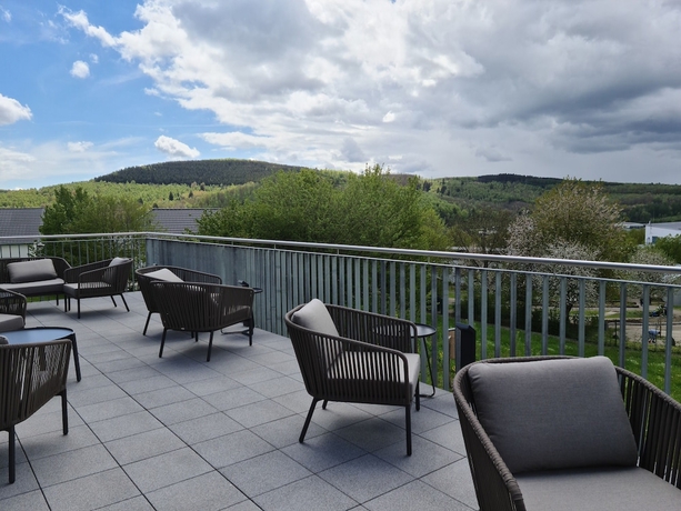 Imagen de los exteriores del Hotel F&uuml;nf10. Foto 14