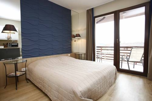 Imagen general del Hotel F&uuml;rjes Villa. Foto 8