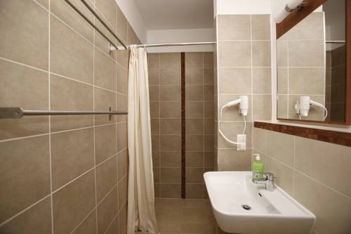 Imagen general del Hotel F&uuml;rjes Villa. Foto 13