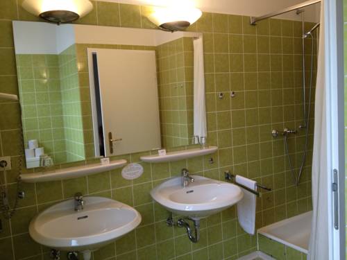 Imagen de la habitación del Hotel F&uuml;rstenberg. Foto 9