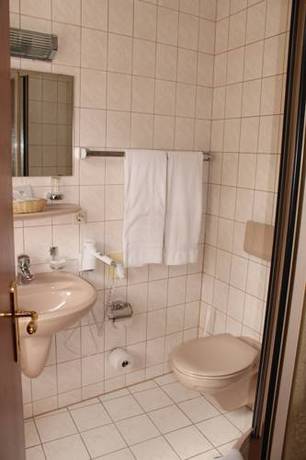 Imagen de la habitación del Hotel F&uuml;rsteneck. Foto 8