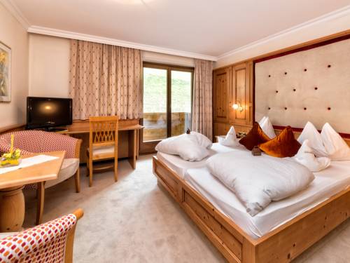 Imagen de la habitación del Hotel F&uuml;rstenhof, Merano. Foto 11